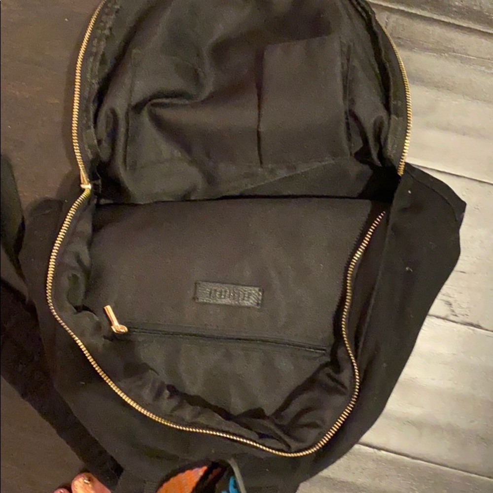Backpack - Picture 3 of 3